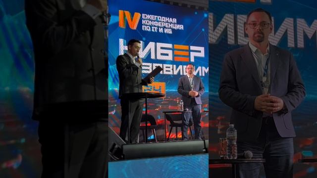 Дмитрий Шарланов