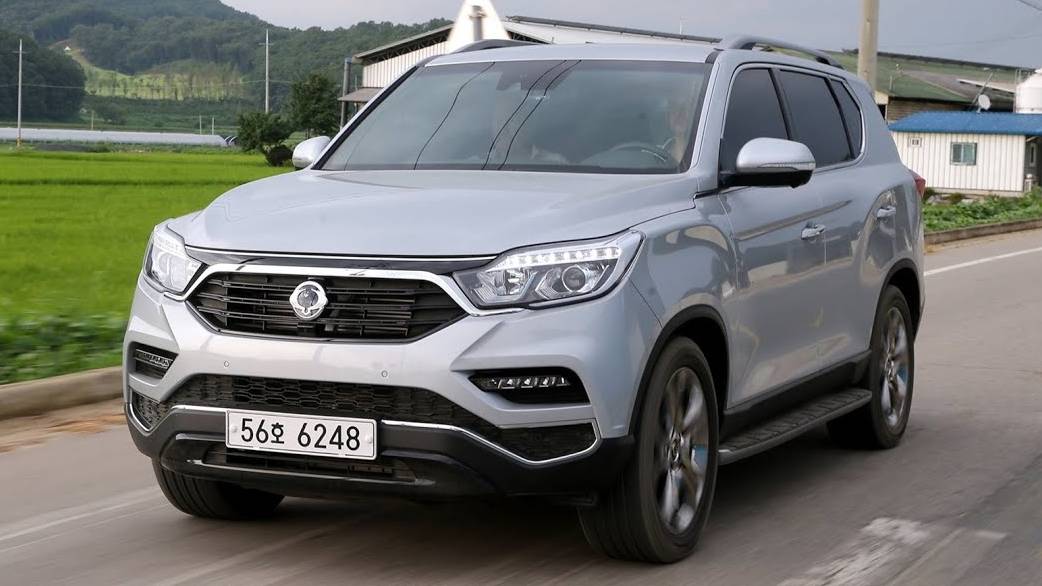 Обзор на автомобиль Ssangyong Rexton  G4  (2018)