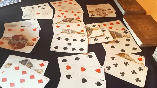 ЧТО ПРОИСХОДИТ В ЖИЗНИ КОРОЛЯ ♣️❤♠️♦️???