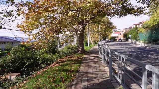 Прогулка от Горного Воздуха до разрушенной набережной в Лоо.