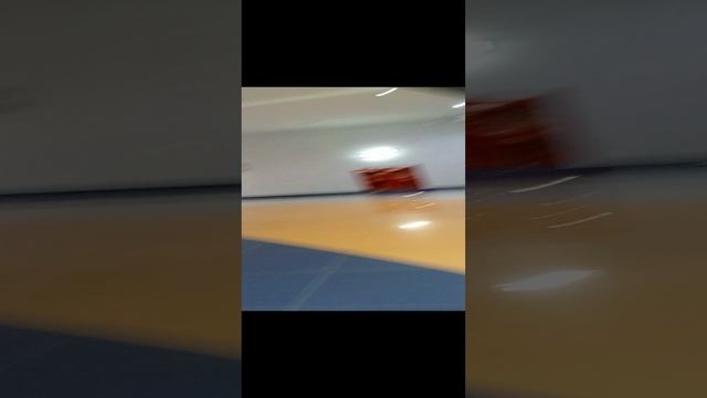 я, 2 года там уже стою