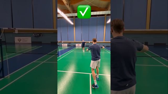 Keep you racket Up | BADMINTON