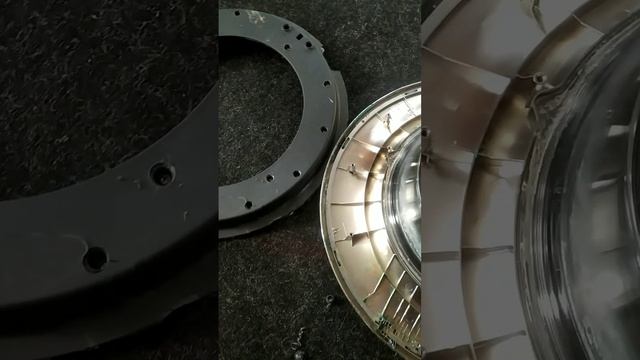 Как разобрать люк и заменить петлю на стиральной машинке Haier HW60-BP127568