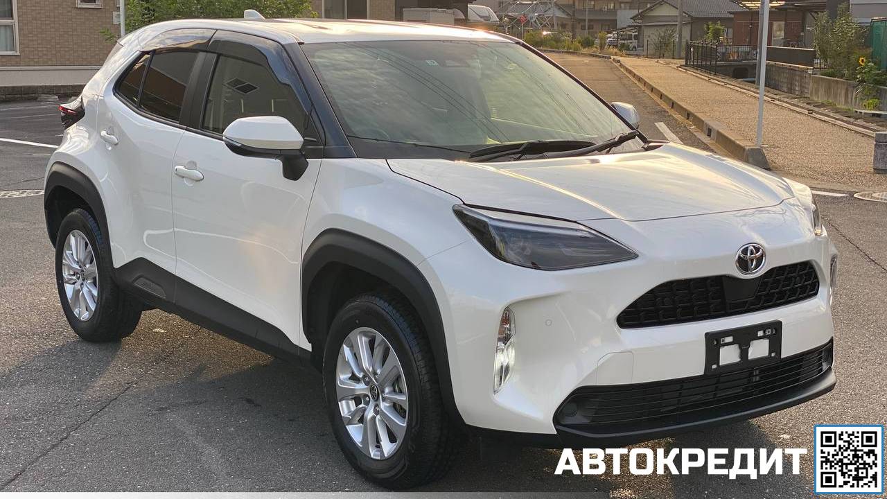Toyota Yaris Cross. 2021