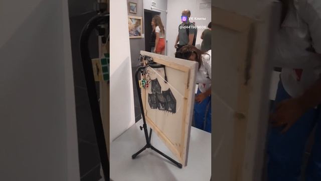 картина современного художника на выставке обзор #art