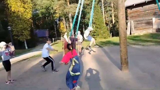Семья с севера. Малые корели.
