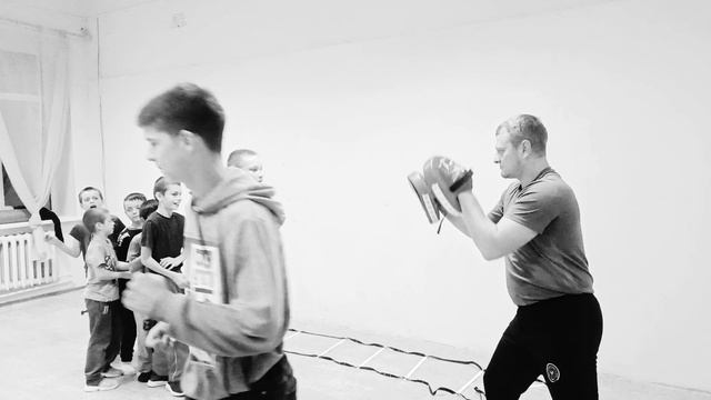 Занятия по функциональному многоборью.