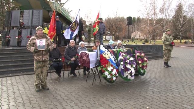 Страна будет помнить своих героев вечно