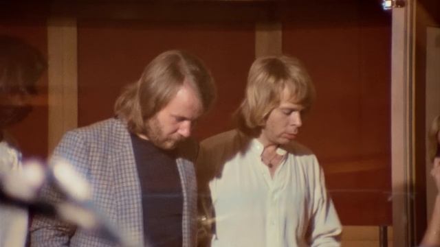 ABBA - Gimme! Gimme! Gimme! (A Man After Midnight)