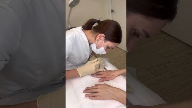 Биоревитализация кожи рук