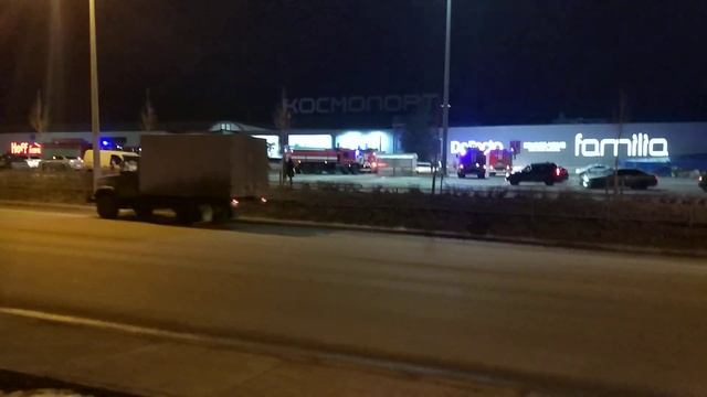 Пожар в космопорте? Много пожарных машин, больше 15, Самара 17.03.2020