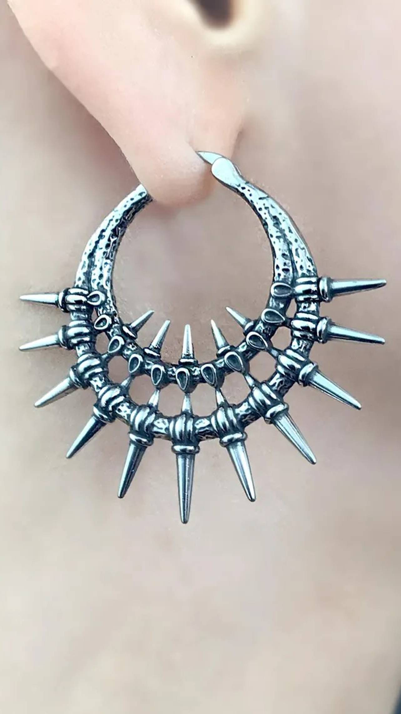 Готические серьги "Стальная симфония света" от StarfallShop Jewelry