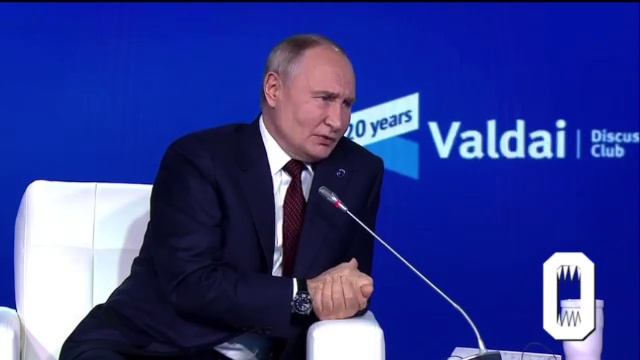 Путин поздравил Дональда Трампа с избранием на пост президента США.