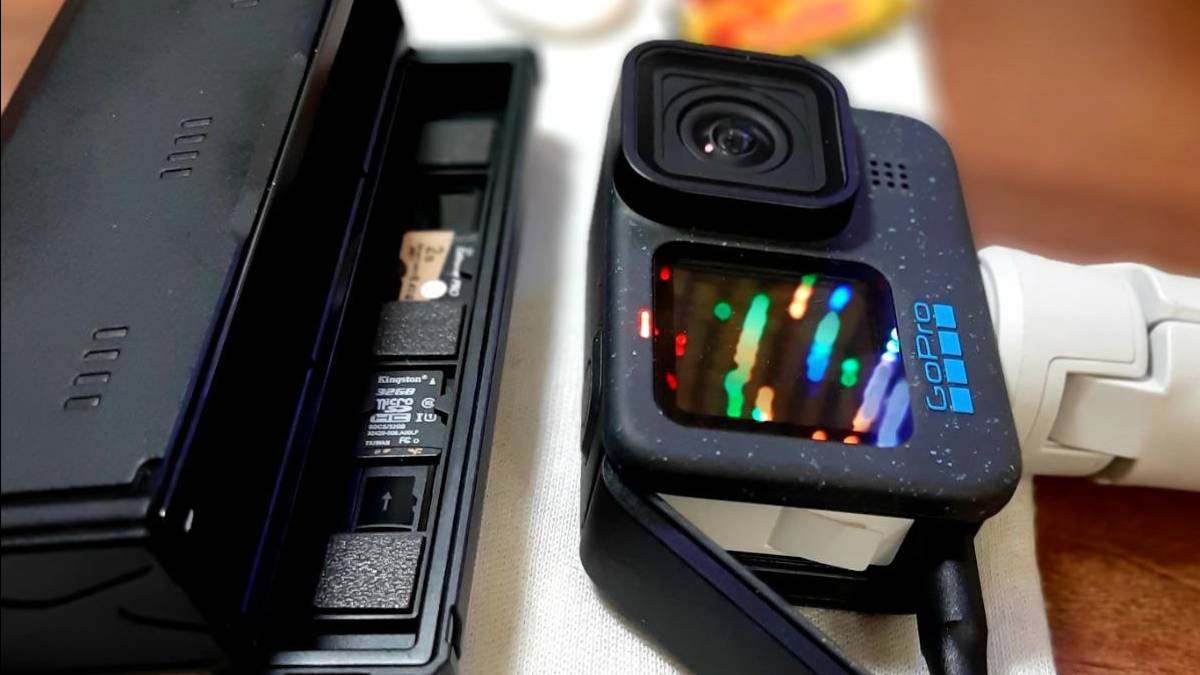 Зарядный блок для батарей GoPro