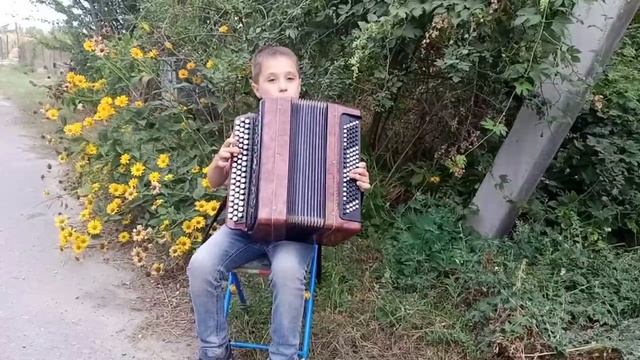 Аннушка. Исполняет Фесенко Николай