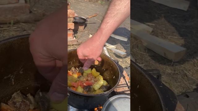 Мясо с овощами в лаваше