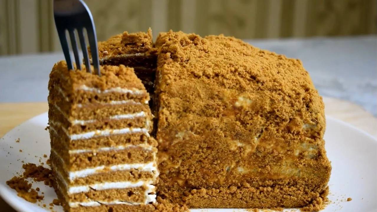 ТАЮЩИЙ МЕДОВИК БЕЗ РАСКАТКИ КОРЖЕЙ! за 30 минут _ Необычным способом! _ Honey Cake recipe (1)