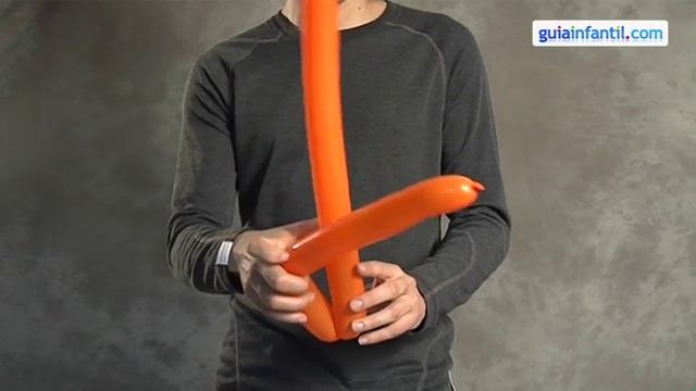 Play with balloons how to make a sword