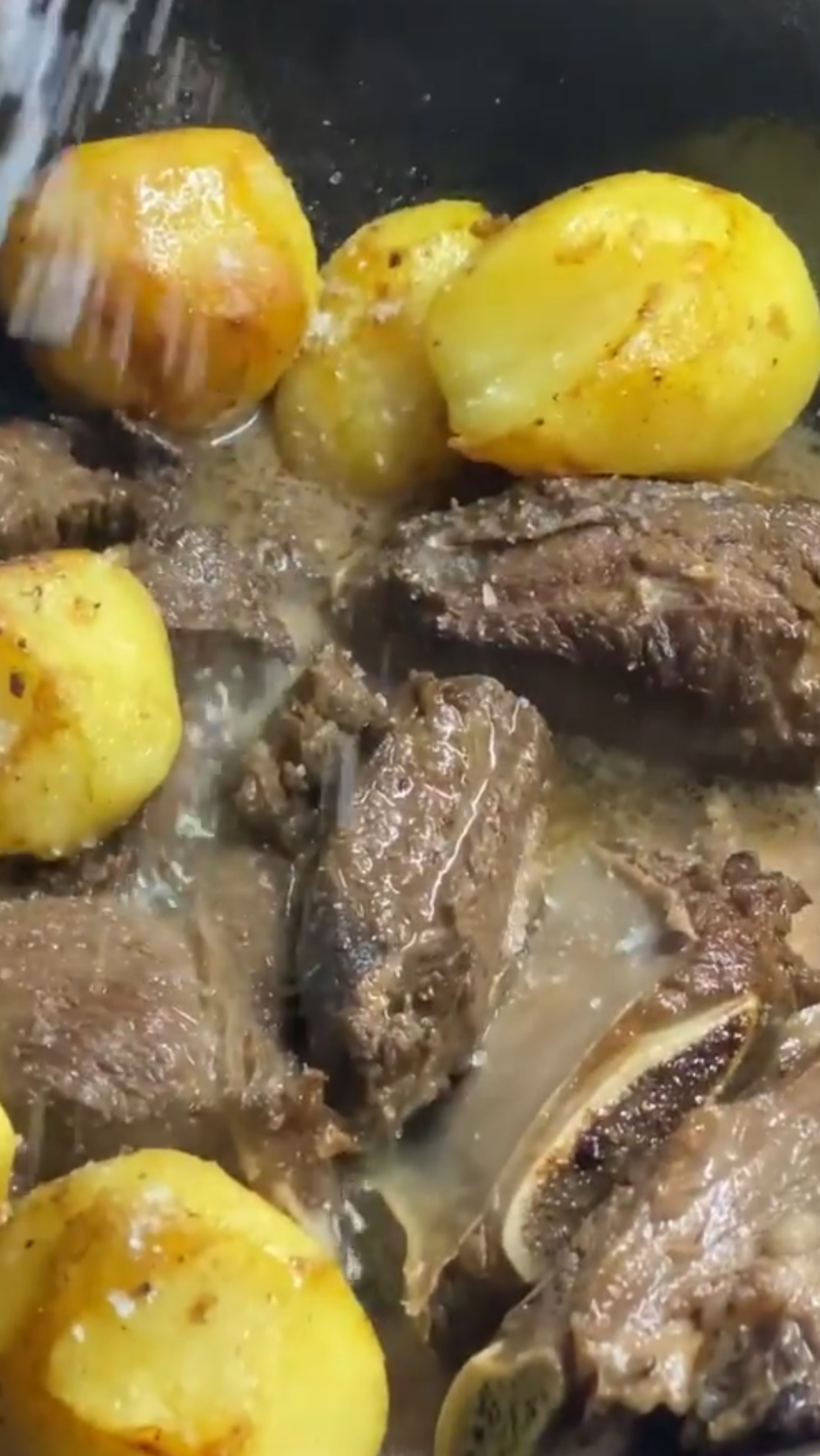 Говядина с картошкой в казане