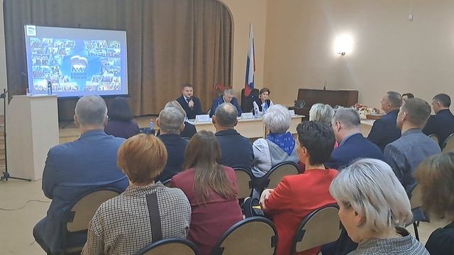 Александр Дроздов выступил на конференции отделения партии ЕР в Ачинске