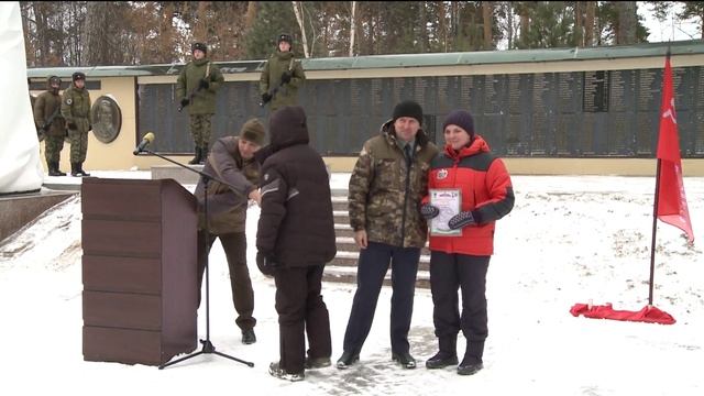Вечный огонь зажгли в тюменском селе в память о павших воинах