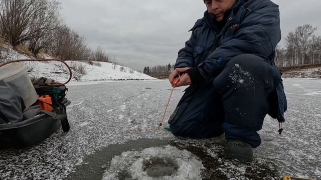 Открытие сезона твёрдой воды 2024-2025 года . Сериальчик так себе. Но рыбку поймал!!!