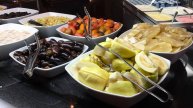 Вкусная едад в отеле Hilton Sharks bay. Египет
