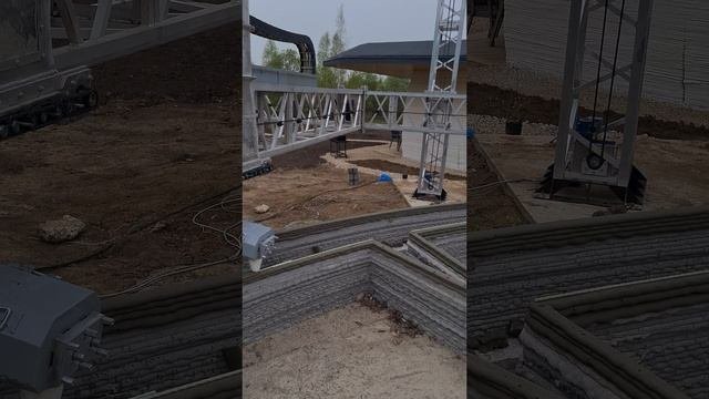Мы снова печатаем дом.