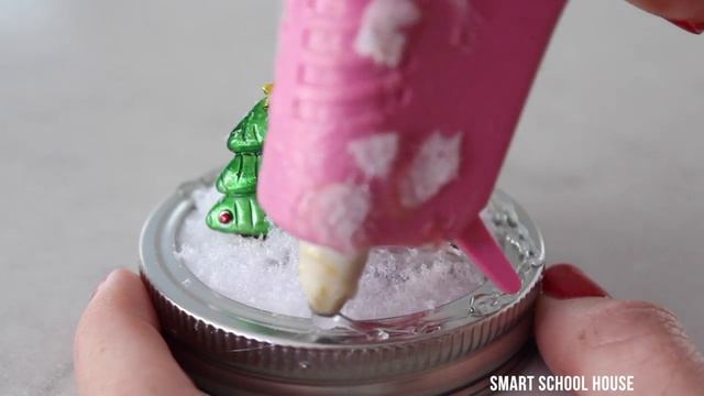 Mason Jar Lid Snow Globe