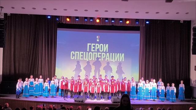 М.Фадеев «За веру» Сводный хор мальчиков и юношей «Пересвет» и народный хор «Раздолье»