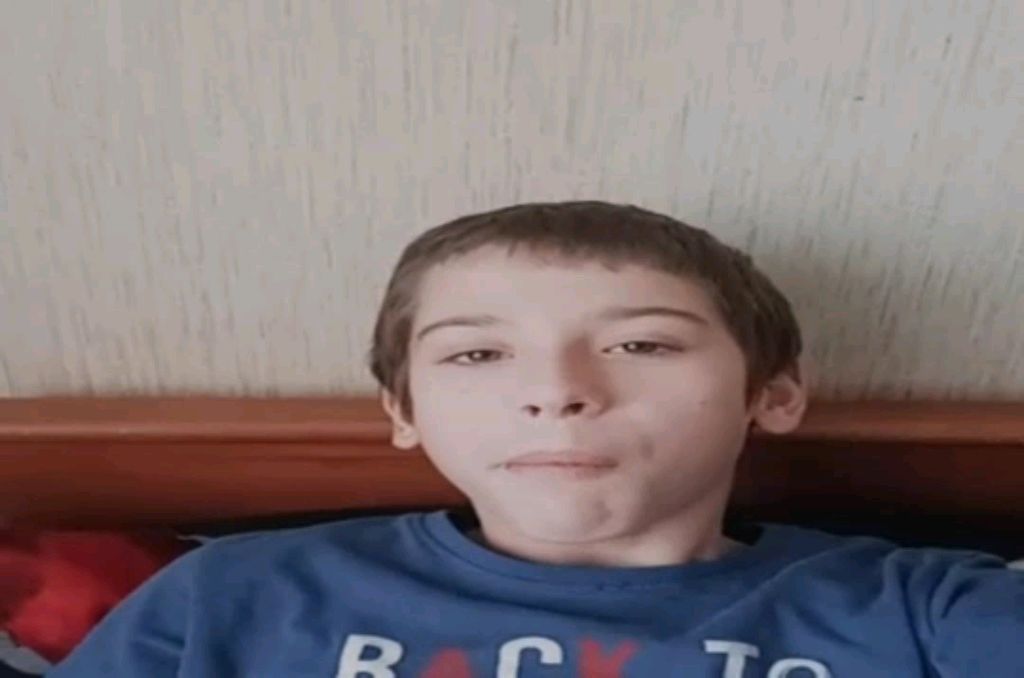 молчу