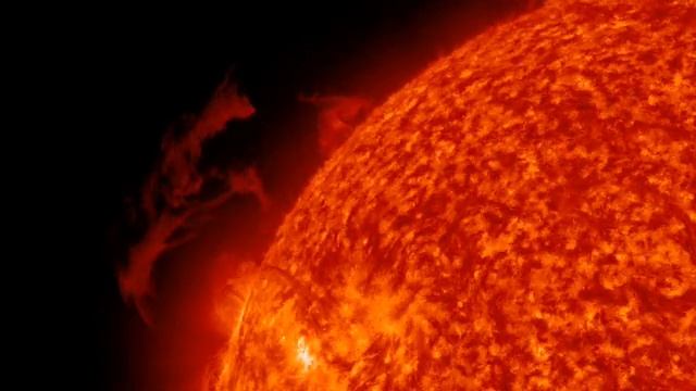 Solar flare - Beautiful prominence eruption, Northeast of the Sun (January 16th, 2013) - Video Vax