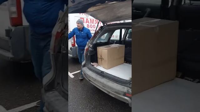 Трудовые будни наших закупаторов ❤️Забрали сапоги, в ближайшее время будут отправлены в Ресторанчик