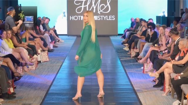 Karen Rodriguez In Slow Motion # Hot Miami Styles # Fashion Show 2024