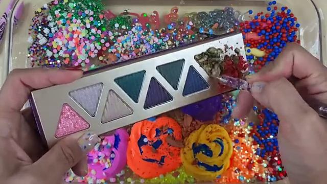 Слаймовая краска Crayola, смешивание макияжа, деталей, блёсток со слаймом! Успокаивающее видео со сл