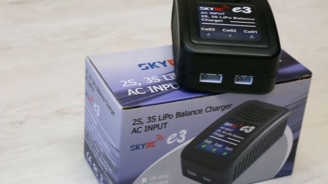 Зарядное устройство SkyRC E3 LiPo/LiFe. Мини обзор.