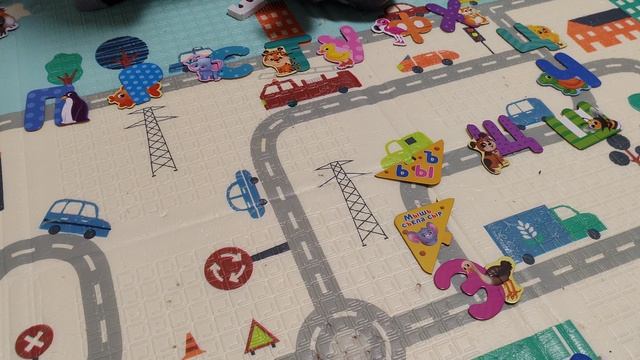 Вечерние детские развивающие игры, соьираем русский алфавит