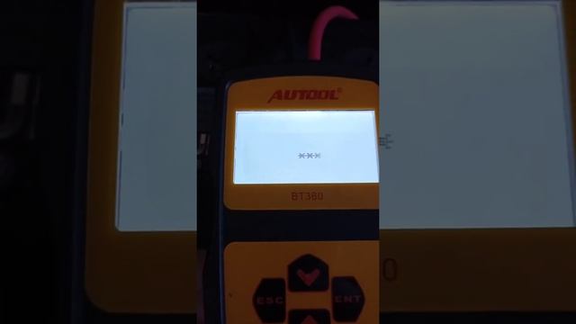 Проверка пускового тока аккумулятора 70B24 BURAN 58ah