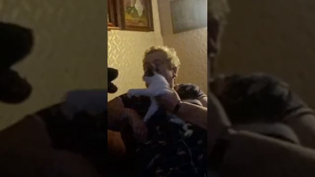Мама с двумя красавицами... ;-)