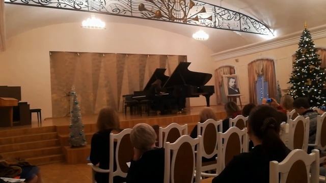 С.Рахманинов-Э.Уайльд "Не пой, красавица..."  исп. Мария Якимович