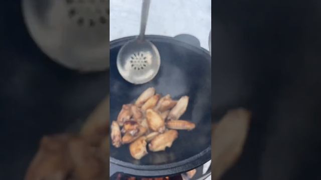 КУРИНЫЕ КРЫЛЫШКИ В КАЗАНЕ 😋👍