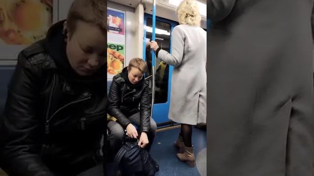 "Богатырь" сидит