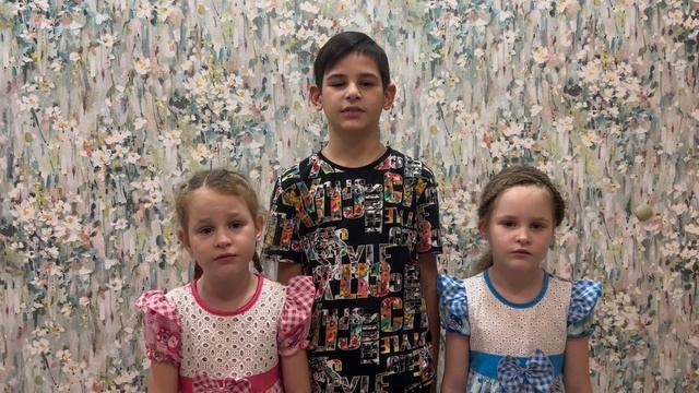 А. Барто «не одна»