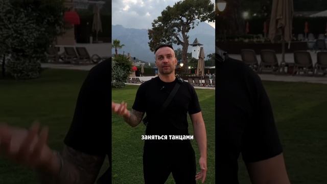 В какую девушку каждый мужчина влюбиться без оглядки?!
