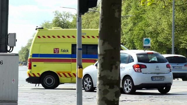 Alarmowo: Ambulans transportowy Volkswagen Transporter T6/AMZ - Falck | Poznań