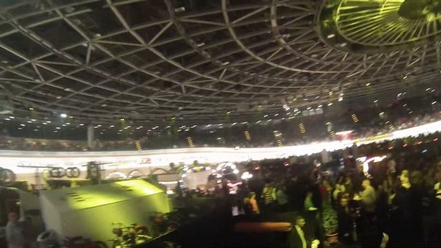 Max Levy and Erik Balzer giving the crowd an amazing match sprint at the Berlin 6 Day!