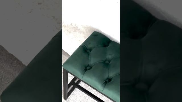 Банкетка двухъярусная с каретной стяжкой профиль 20×20 черный муар
