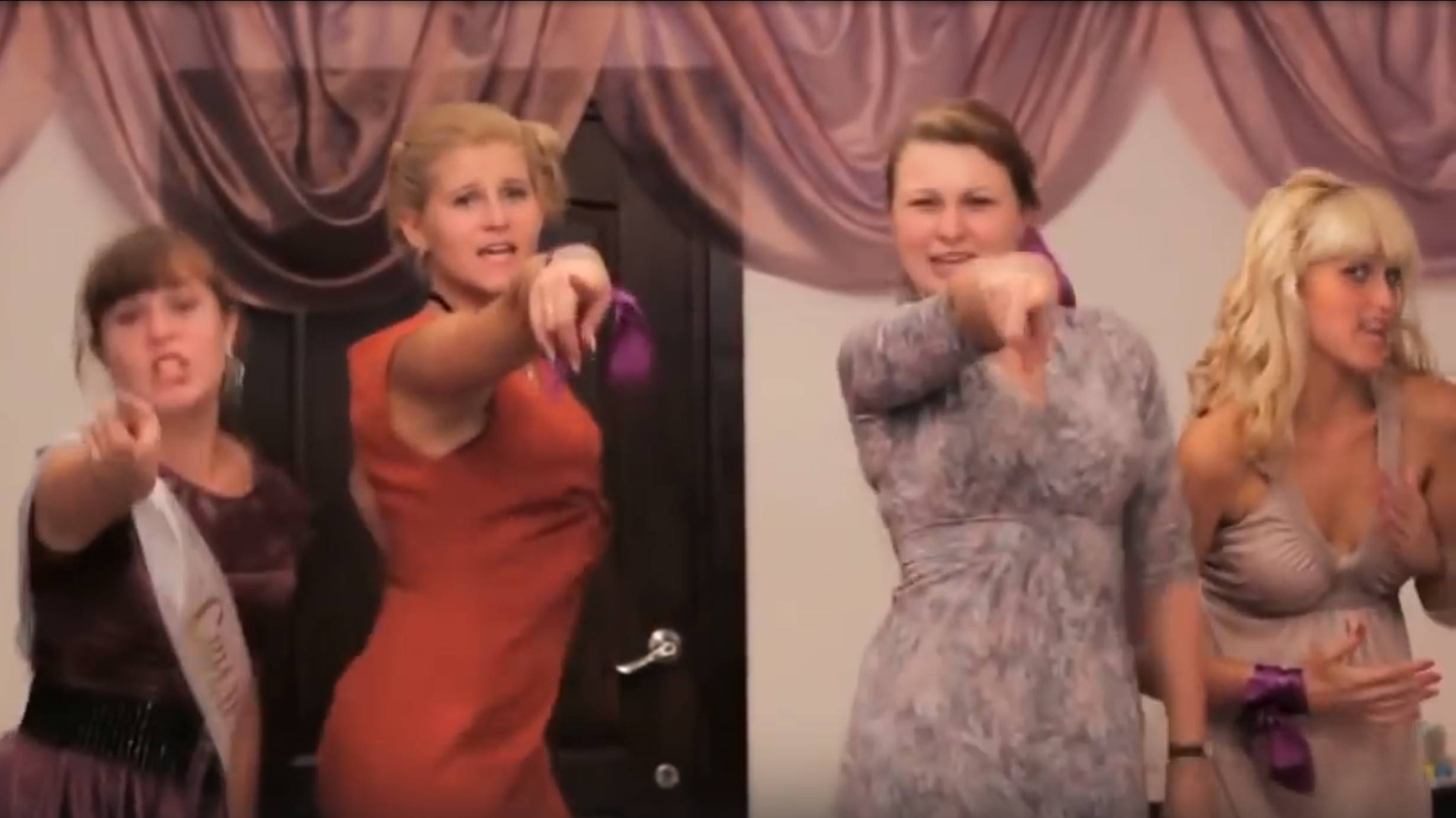 Девчонки зажигают на свадьбе/Танцуй пока молодая/Dance while you are young