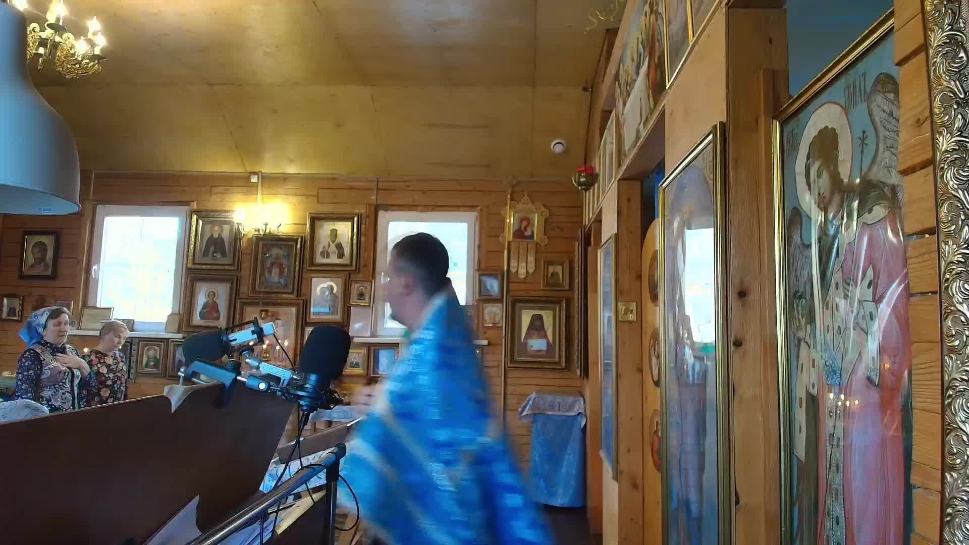 Молебен