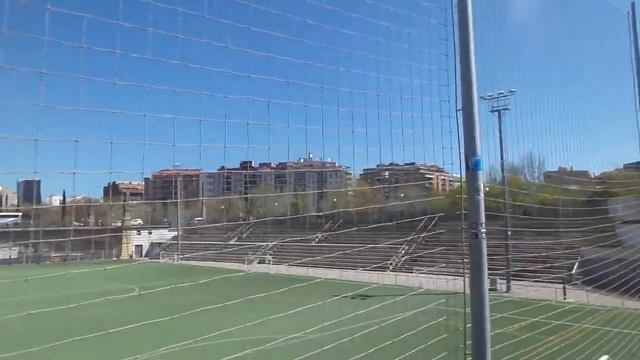 Barcelona c братом 1часть: море, спорт, Sagrada Familia, город пешком и футбол головами